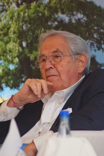 Photo of Fred R. Dallmayr