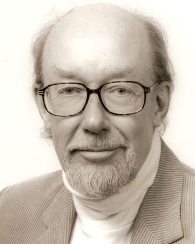 Photo of Douglas Hill