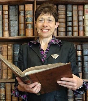 Photo of Patricia Fara