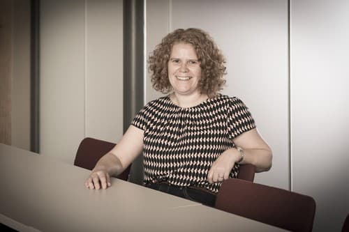 Photo of Laura J. Macgregor