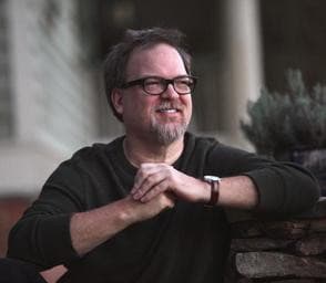 Photo of Greg Iles