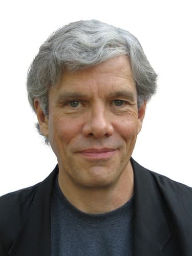 Photo of Lewis Shiner