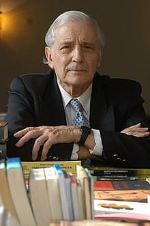 Photo of José Luis Olaizola