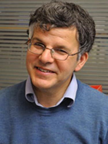 Photo of Tony Kushner