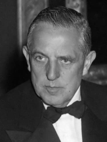 Photo of Paul Gray Hoffman