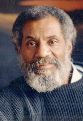 Photo of Leo Dillon