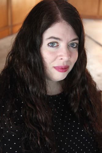 Photo of Nova Ren Suma