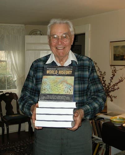Photo of William Hardy McNeill