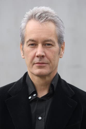 Photo of Roderick Gordon