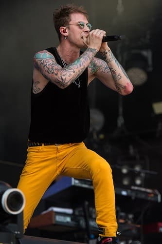 Photo of Machine Gun Kelly