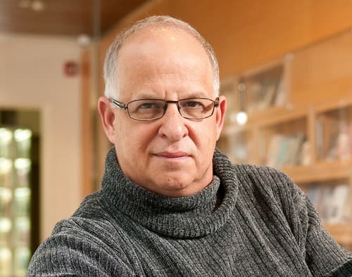 Photo of Yigal Schwartz