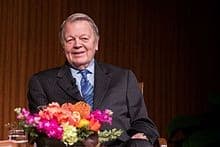 Photo of Garry Wills
