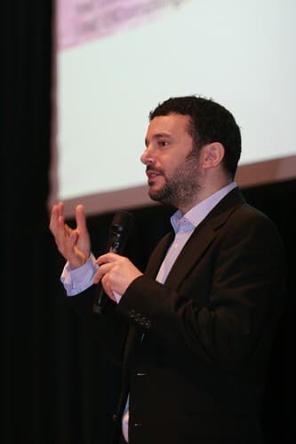 Photo of Alex Bellos