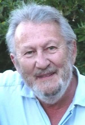 Photo of René J. Francillon