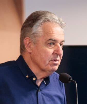 Photo of Gavin Bishop