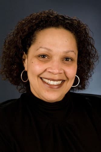 Photo of Leslie M. Alexander