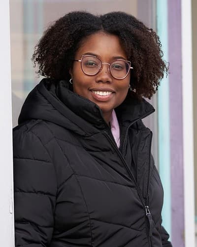 Photo of Cetonia Weston-Roy