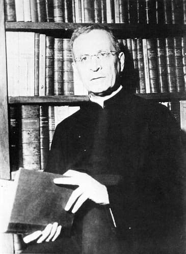 Photo of Rubén Vargas Ugarte
