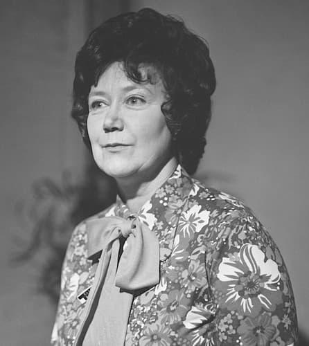 Photo of Elisabeth Beresford