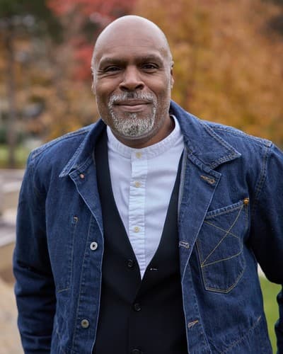 Photo of Zig Zag Claybourne