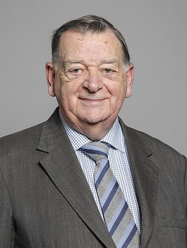 Photo of Leslie Griffiths