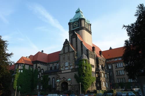 Photo of Technische Universität Dresden.