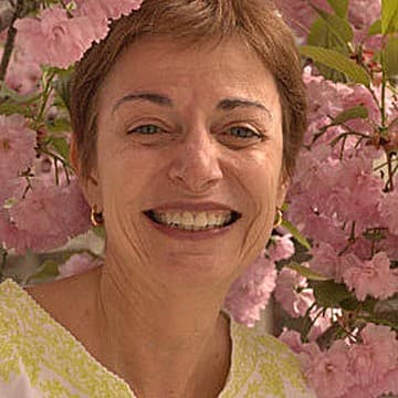 Photo of Louise Gikow