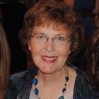 Photo of Kathleen Creighton