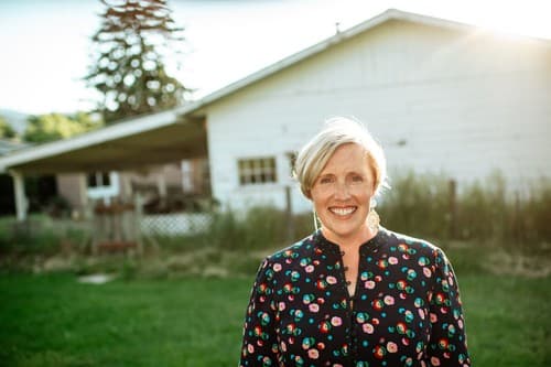 Photo of Ellie Alexander