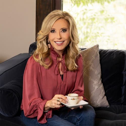 Photo of Beth Moore