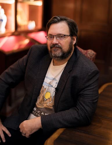 Photo of Brandon Sanderson