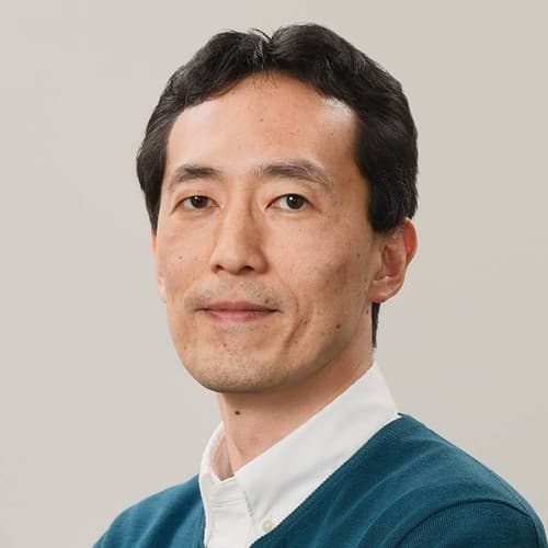 Photo of Tomihiko Morimi
