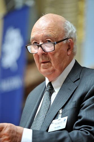 Photo of Peter Robert Lamont Brown