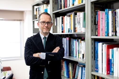 Photo of Pierre-Yves Donzé