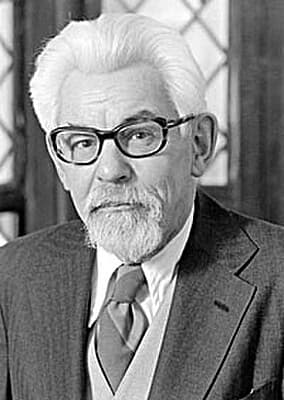 Photo of R. W. B. Lewis