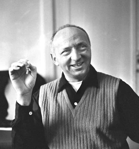 Photo of Harold Robbins