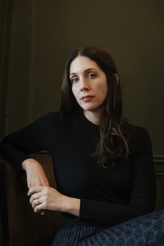 Photo of Liz Moore