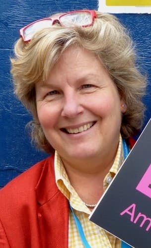 Photo of Sandi Toksvig
