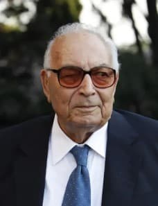 Photo of Yaşar Kemal