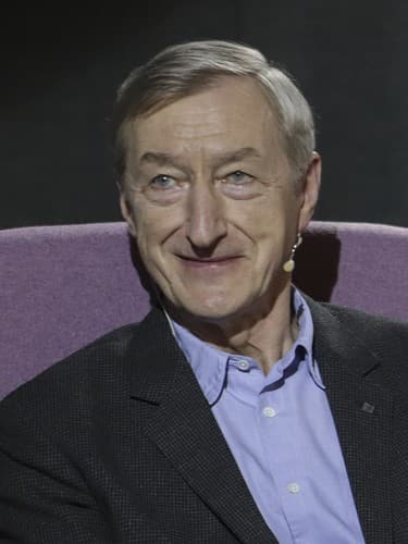 Photo of Julian Barnes