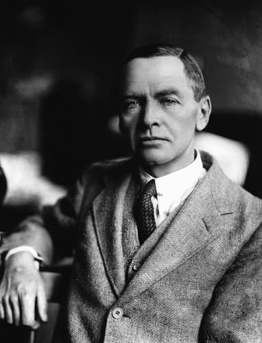 Photo of Leonard Woolley