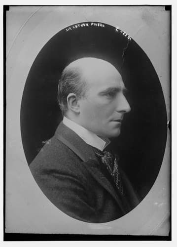Photo of Arthur Wing Pinero