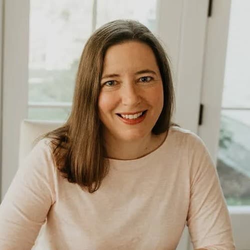 Photo of Sarina Bowen