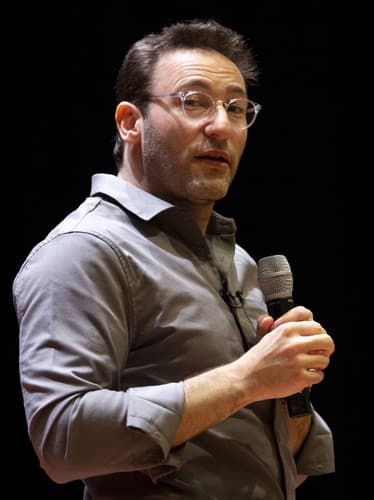 Photo of Simon Sinek
