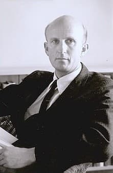 Photo of MacDonald Harris