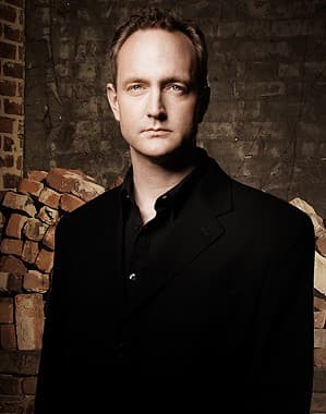 Photo of Andrew Grant