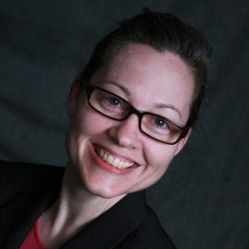 Photo of Lori Wagner