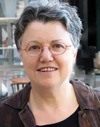 Photo of Anne Tardos
