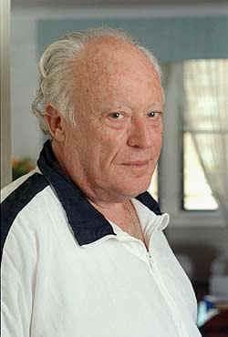 Photo of Leon Uris
