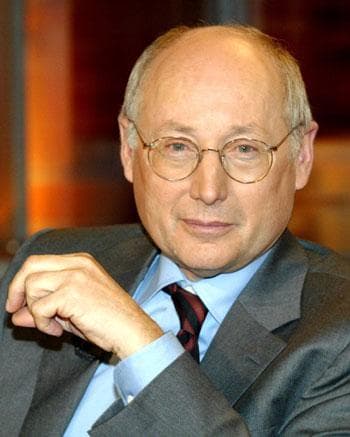 Photo of Stefan Aust